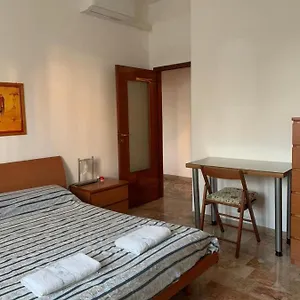 Comfortable Suitable 1-2 Pax Appartamento Bologna